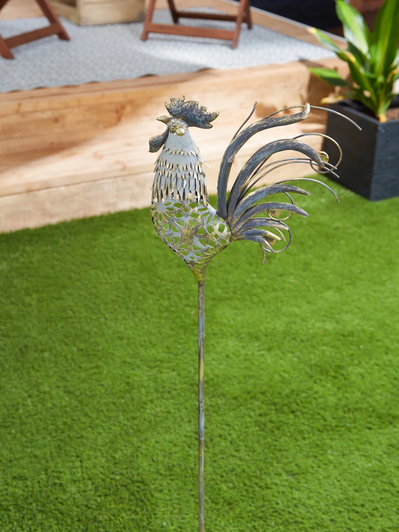 Iron Chicken Garden Stake