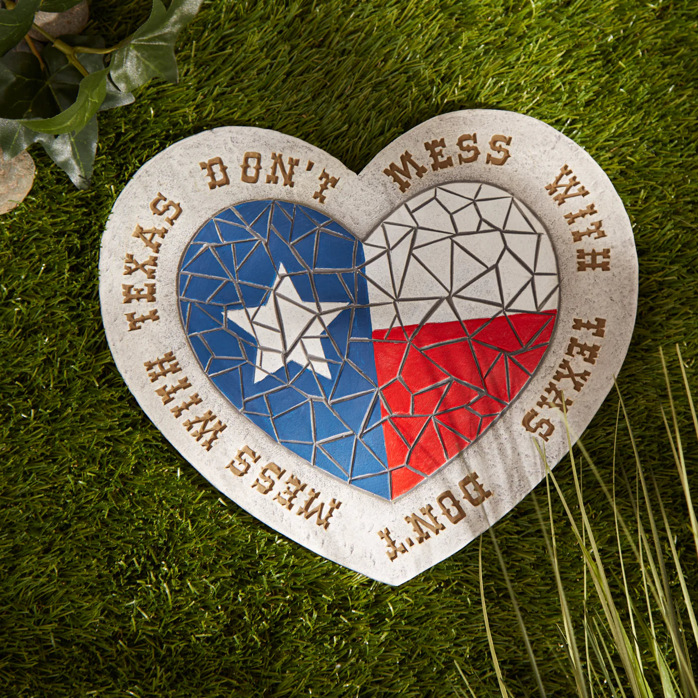 Cement Texas Proud "Don't Mess With Texas" Flag Heart Shaped Stepping Stone