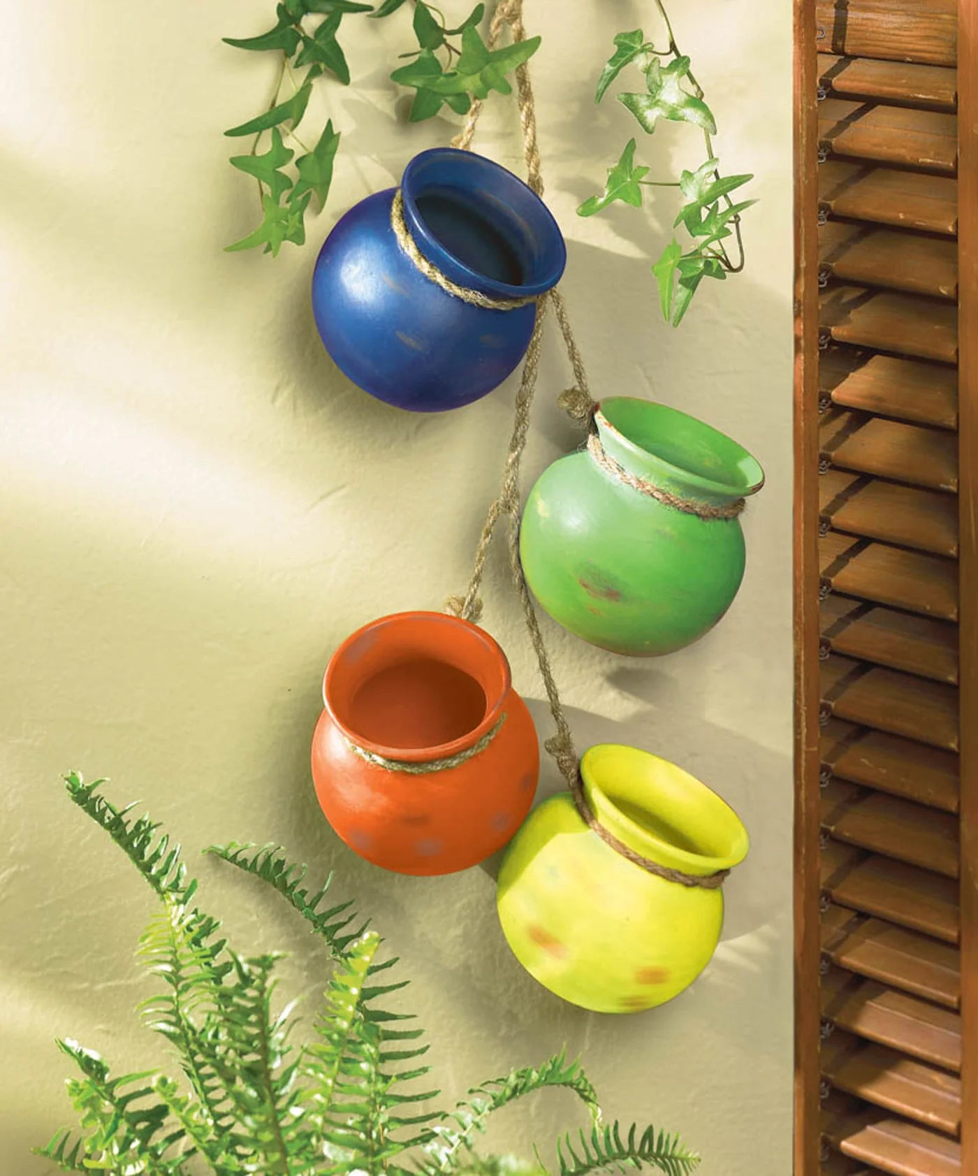 Terra Cotta Fiesta Dangling Pots