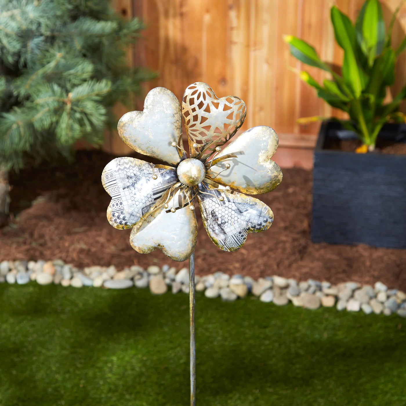 Iron Medium Flower Garden Stake