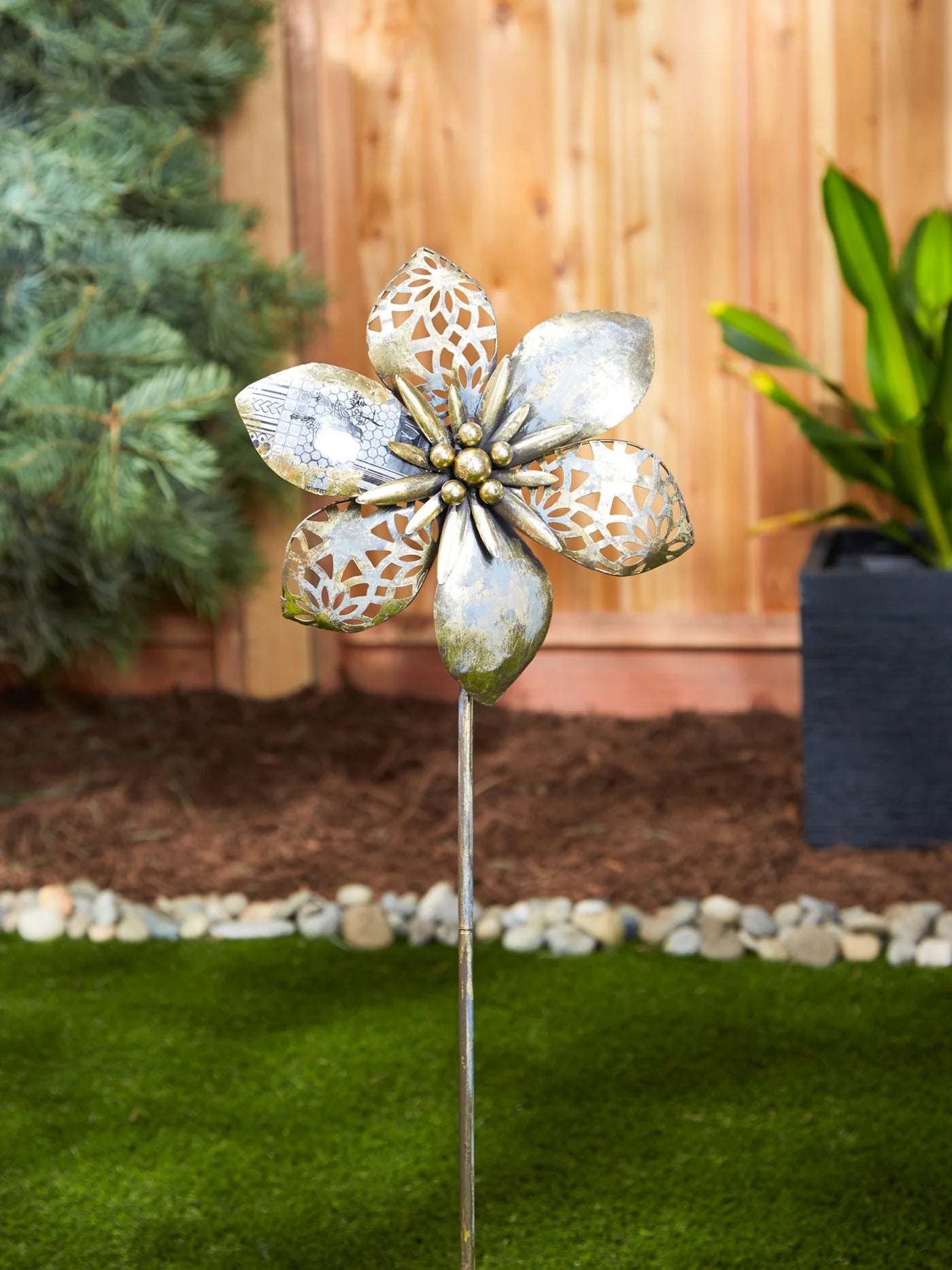 Iron Small Flower Garden Stake