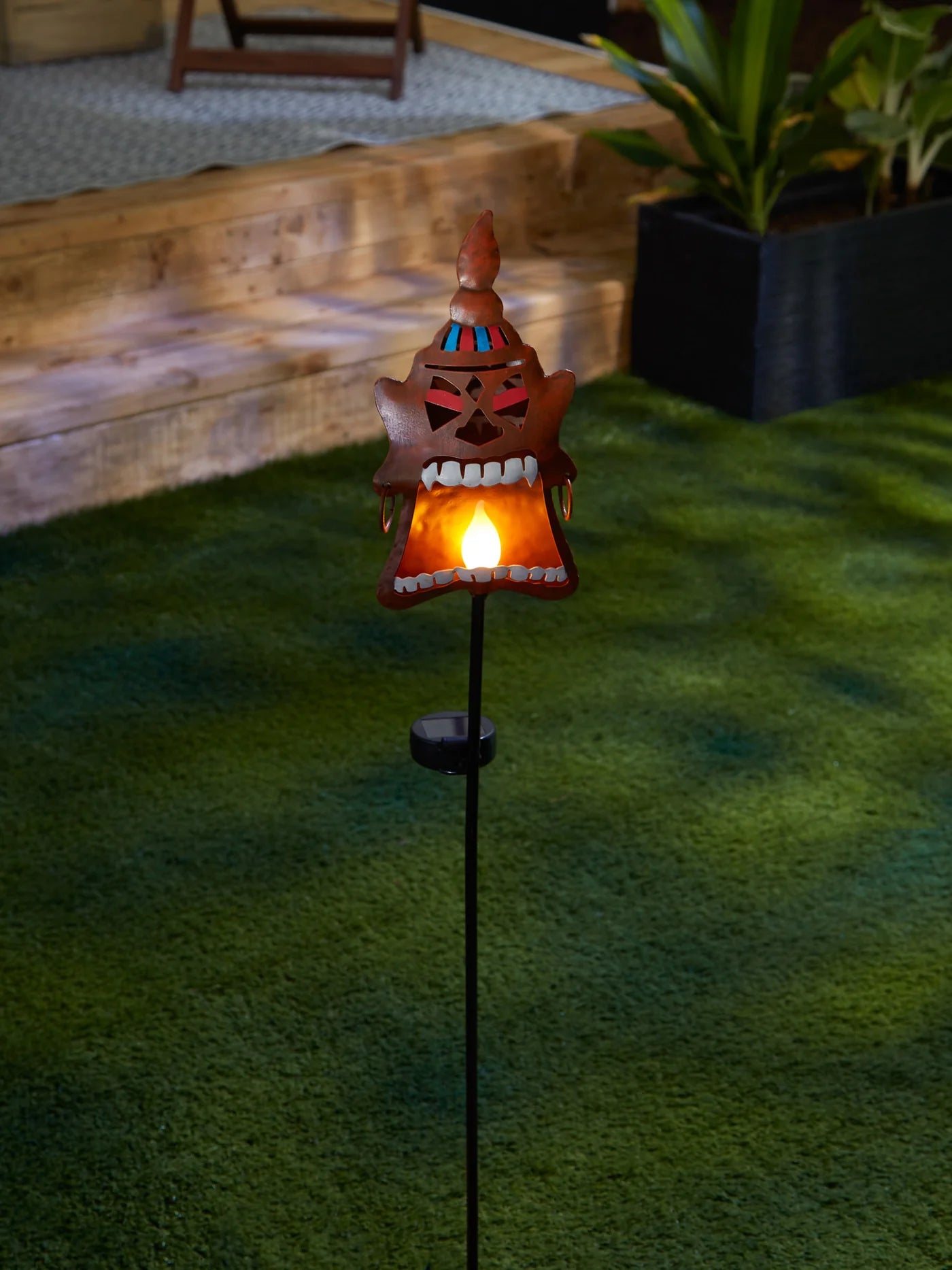 Iron Tiki-Tohua Solar Garden Stake